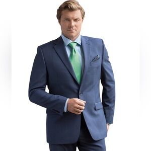 Lauren Ralph Lauren Navy Wool Sport Coat
Size: 40R excellent condition